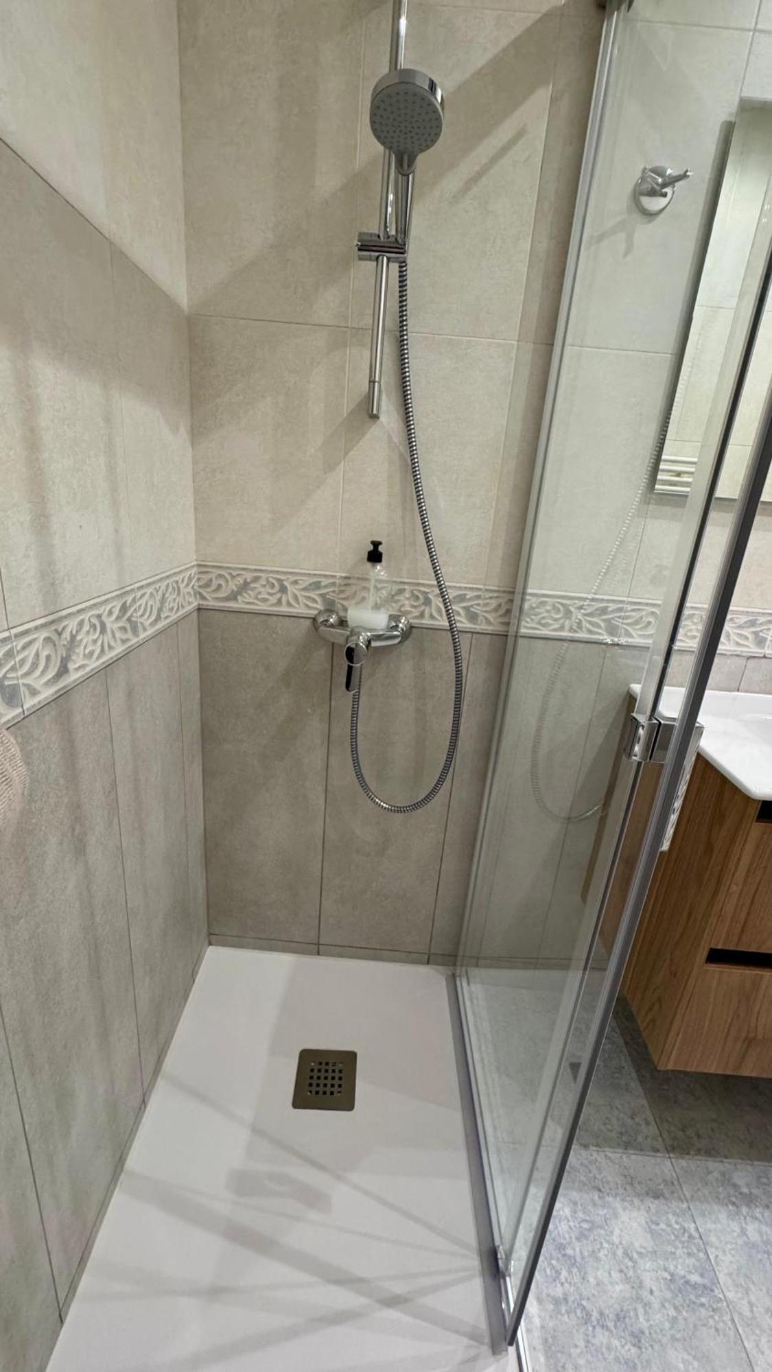 Hostal Madrazo Barselona Dış mekan fotoğraf