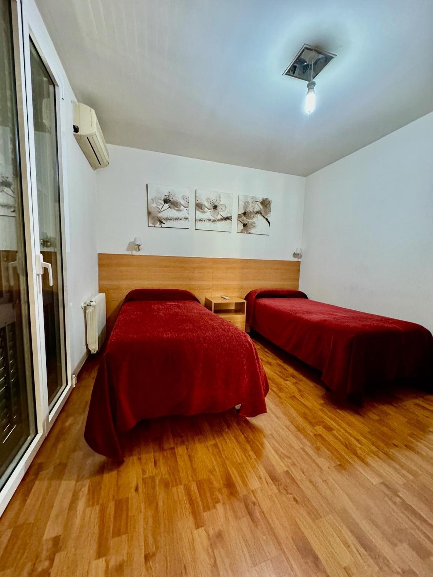 Hostal Madrazo Barselona Dış mekan fotoğraf